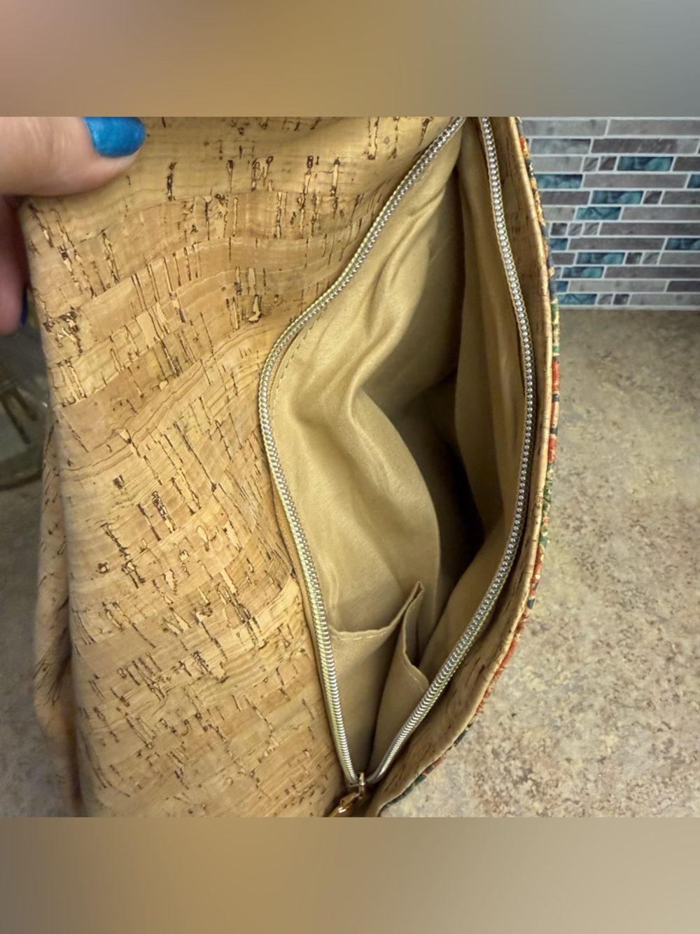 Portugal cork backpack and wallet - Picture 10 of 11